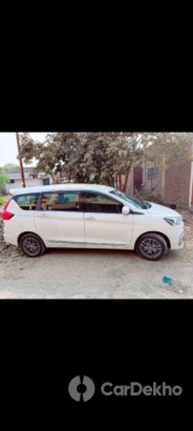 https://stimg2.cardekho.com/images/usedcarimages/large/3-2023/3641767/Screenshot_20230305_205656.jpg?imwidth=6402