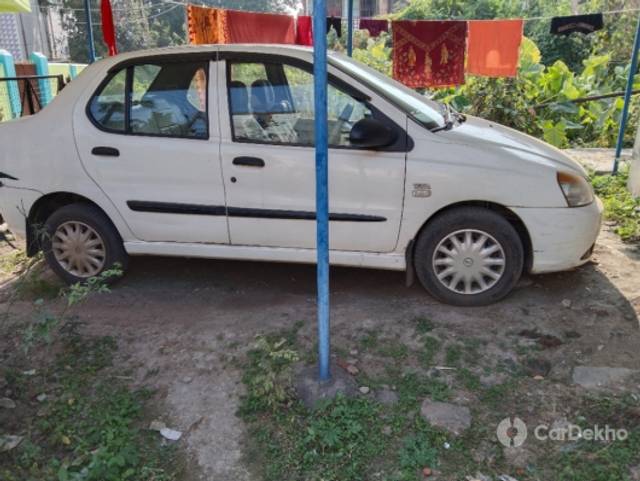 https://stimg2.cardekho.com/images/usedcarimages/large/3-2023/3641981/IMG_20221205_133325.jpg?imwidth=6401