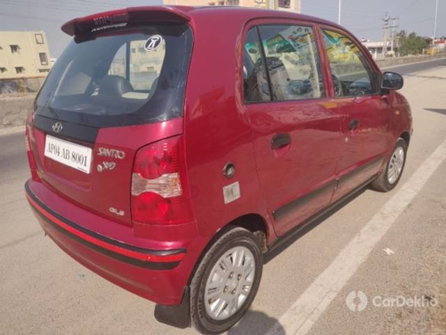 https://stimg2.cardekho.com/images/usedcarimages/large/3-2023/3642115/IMG-20230212-WA0017.jpg?imwidth=6402