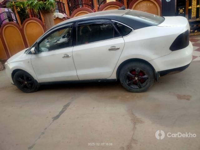https://stimg2.cardekho.com/images/usedcarimages/large/3-2023/3642125/IMG20230207180824.jpg?imwidth=6400
