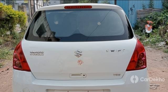 https://stimg2.cardekho.com/images/usedcarimages/large/3-2023/3642143/IMG_20230308_121610.jpg?imwidth=6401
