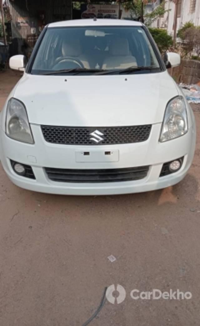 https://stimg2.cardekho.com/images/usedcarimages/large/3-2023/3642143/IMG_20230308_121708.jpg?imwidth=6400