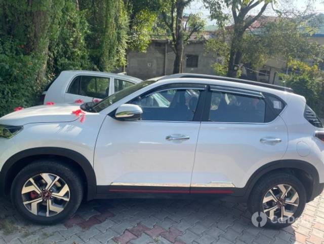 https://stimg2.cardekho.com/images/usedcarimages/large/3-2023/3642409/IMG-20230308-WA0004.jpg?imwidth=6400