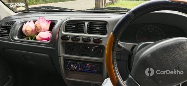 https://stimg2.cardekho.com/images/usedcarimages/large/3-2023/3642606/IMG_20221118_081950.jpg?imwidth=6402