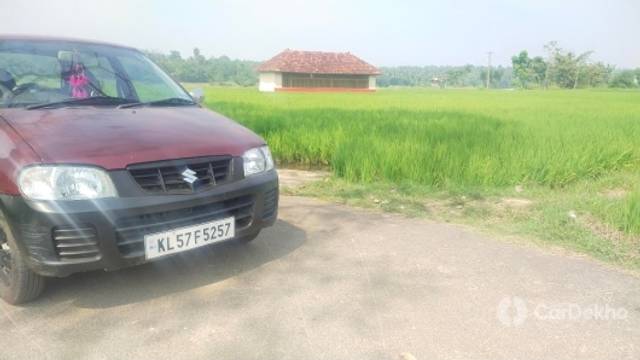 https://stimg2.cardekho.com/images/usedcarimages/large/3-2023/3642606/IMG_20221119_133659.jpg?imwidth=6401