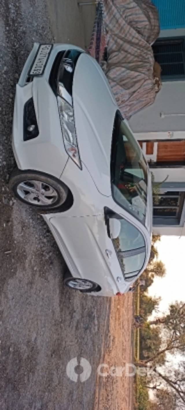 https://stimg2.cardekho.com/images/usedcarimages/large/3-2023/3642812/IMG_20220221_175158.jpg?imwidth=6400