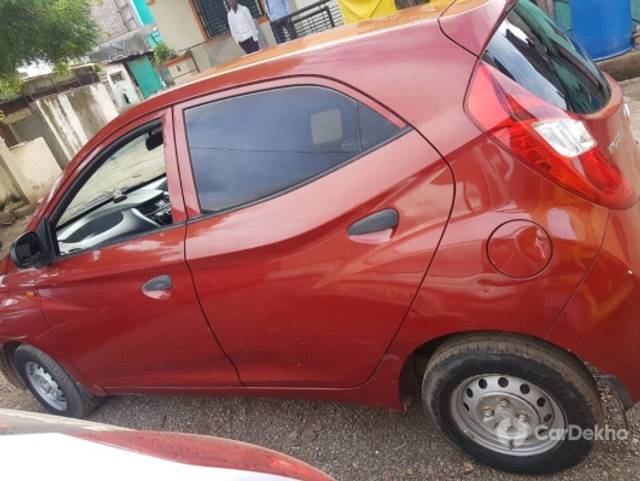 https://stimg2.cardekho.com/images/usedcarimages/large/3-2023/3642820/WhatsAppImage2023-02-02at1.28.43PM(2).jpg?imwidth=6402