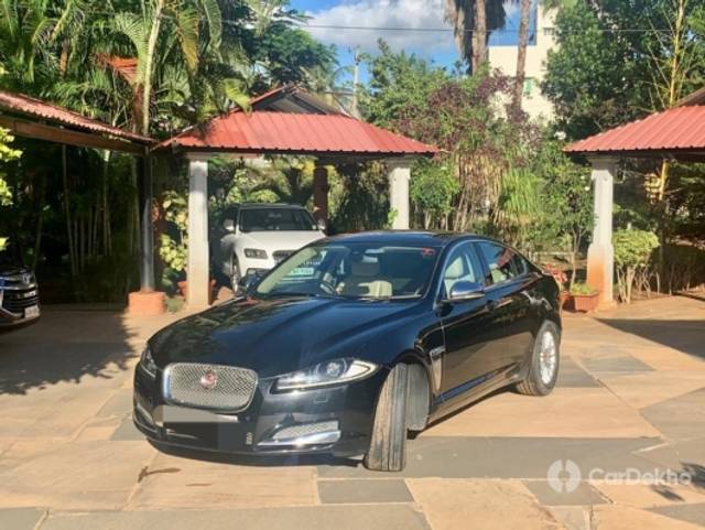 https://stimg2.cardekho.com/images/usedcarimages/large/3-2023/3642868/IMG-20220313-WA0010.jpg?imwidth=6401