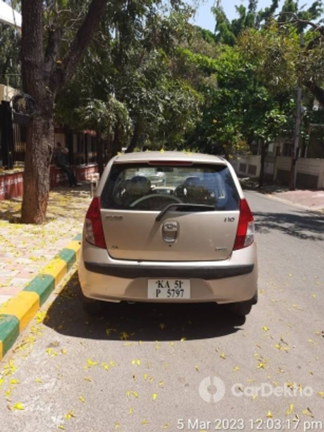 https://stimg2.cardekho.com/images/usedcarimages/large/3-2023/3642874/WhatsAppImage2023-03-06at7.14.14PM(1).jpg?imwidth=6402