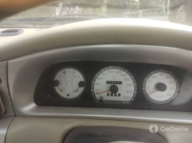 https://stimg2.cardekho.com/images/usedcarimages/large/3-2023/3642906/IMG_20230226_111714196.jpg?imwidth=6402