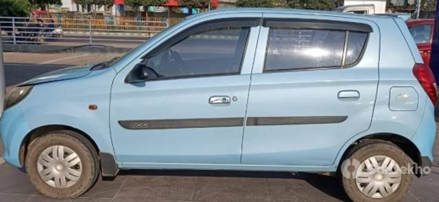 https://stimg2.cardekho.com/images/usedcarimages/large/3-2023/3643058/1.jpg?imwidth=6402
