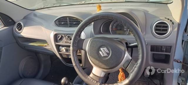 https://stimg2.cardekho.com/images/usedcarimages/large/3-2023/3643058/WhatsAppImage2023-03-09at10.29.03AM.jpg?imwidth=6401