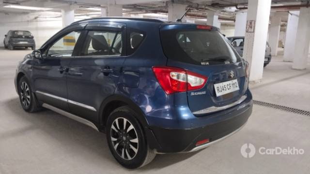 https://stimg2.cardekho.com/images/usedcarimages/large/3-2023/3643485/IMG_20230212_153456.jpg?imwidth=6402