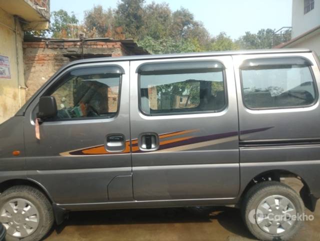 https://stimg2.cardekho.com/images/usedcarimages/large/3-2023/3643591/IMG-20230310-WA00020.jpg?imwidth=6400