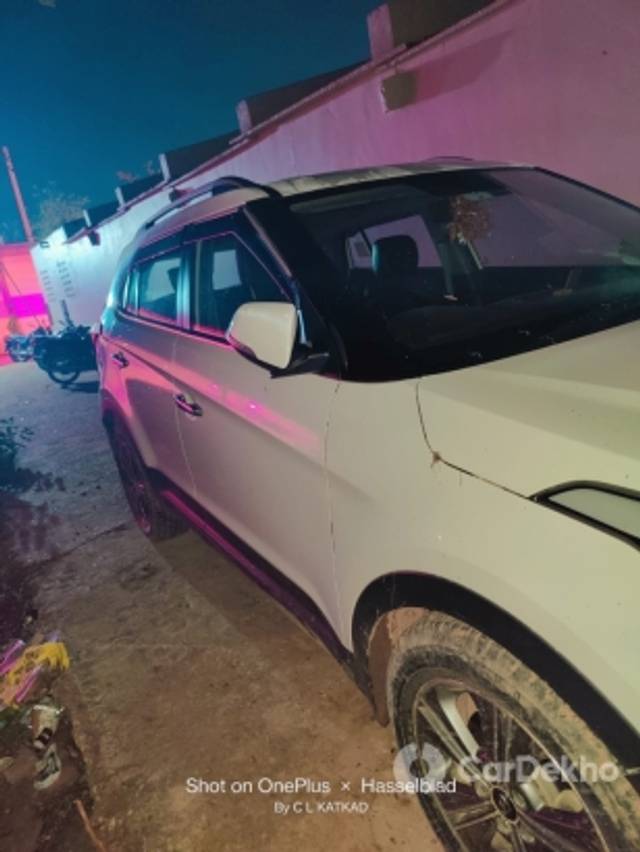 https://stimg2.cardekho.com/images/usedcarimages/large/3-2023/3644448/4AA8B00C-AF64-4909-B403-3A09E0BE9040.jpg?imwidth=6401