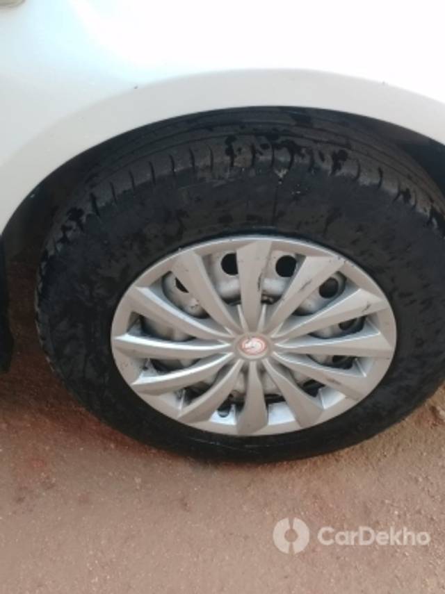 https://stimg2.cardekho.com/images/usedcarimages/large/3-2023/3645175/IMG-20230310-WA0003.jpg?imwidth=6402