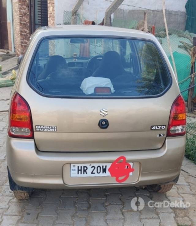 https://stimg2.cardekho.com/images/usedcarimages/large/3-2023/3645176/IMG-20230310-WA0037.jpg?imwidth=6401