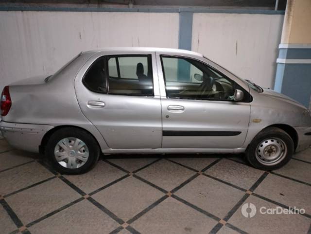https://stimg2.cardekho.com/images/usedcarimages/large/3-2023/3645444/IMG-20230311-WA0005.jpg?imwidth=6401