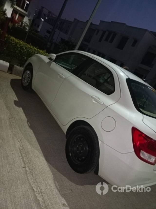 https://stimg2.cardekho.com/images/usedcarimages/large/3-2023/3645832/IMG-20230310-WA0009.jpg?imwidth=6401