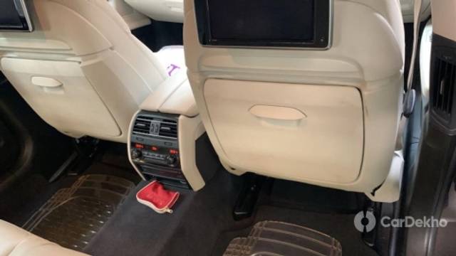 https://stimg2.cardekho.com/images/usedcarimages/large/3-2023/3646185/PHOTO-2023-02-19-23-26-067.jpg?imwidth=6400