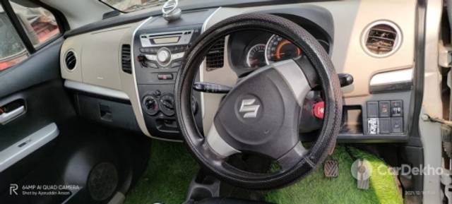 https://stimg2.cardekho.com/images/usedcarimages/large/3-2023/3646303/IMG-20221109-WA0003.jpg?imwidth=6401