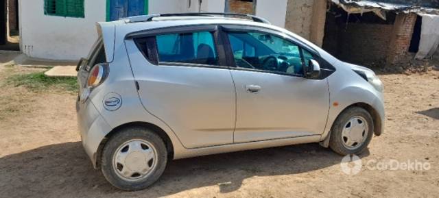https://stimg2.cardekho.com/images/usedcarimages/large/3-2023/3646641/20230212_125919-1.jpg?imwidth=6402