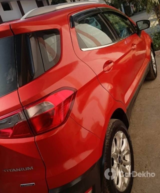 https://stimg2.cardekho.com/images/usedcarimages/large/3-2023/3646678/WhatsAppImage2023-03-05at9.33.07PM.jpg?imwidth=6402