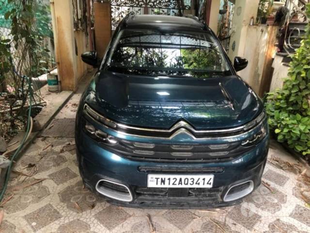 https://stimg2.cardekho.com/images/usedcarimages/large/3-2023/3646692/IMG-20230311-WA0006.jpg?imwidth=6400