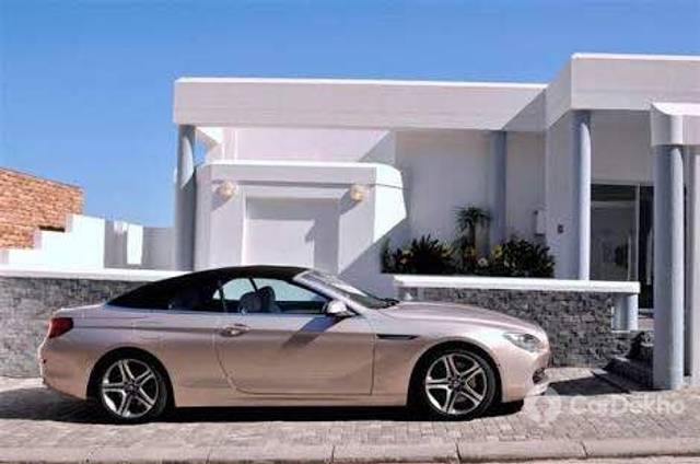 https://stimg2.cardekho.com/images/usedcarimages/large/3-2023/3646718/9C54E050-F8FE-4542-A2A1-40F4E8547E51.jpg?imwidth=6400