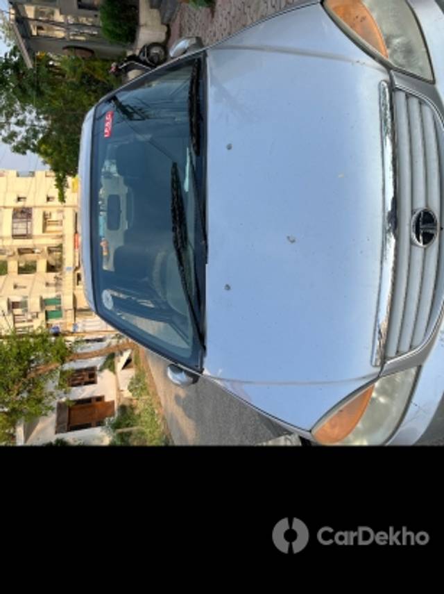 https://stimg2.cardekho.com/images/usedcarimages/large/3-2023/3647123/01FFAE46-AE9F-4159-ADF8-42A5B6A54CD2.jpg?imwidth=6400
