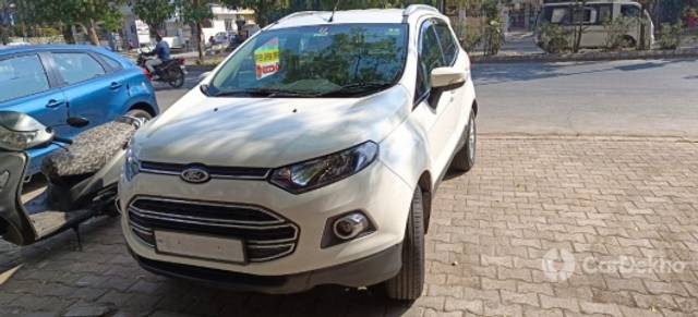 https://stimg2.cardekho.com/images/usedcarimages/large/3-2023/3647130/inbound6866880695877576886.jpg?imwidth=6400