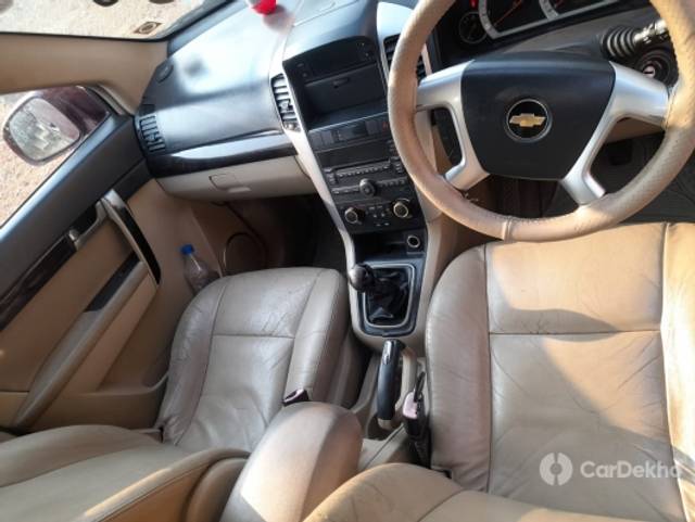 https://stimg2.cardekho.com/images/usedcarimages/large/3-2023/3647193/IMG-20230313-WA00063.jpg?imwidth=6402