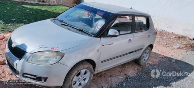 https://stimg2.cardekho.com/images/usedcarimages/large/3-2023/3648175/IMG-20210207-WA0004.jpg?imwidth=6401