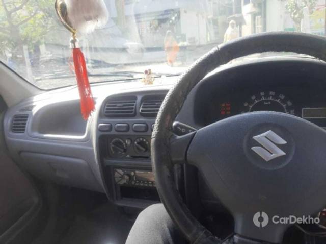 https://stimg2.cardekho.com/images/usedcarimages/large/3-2023/3648337/IMG-20230224-WA0011.jpg?imwidth=6402