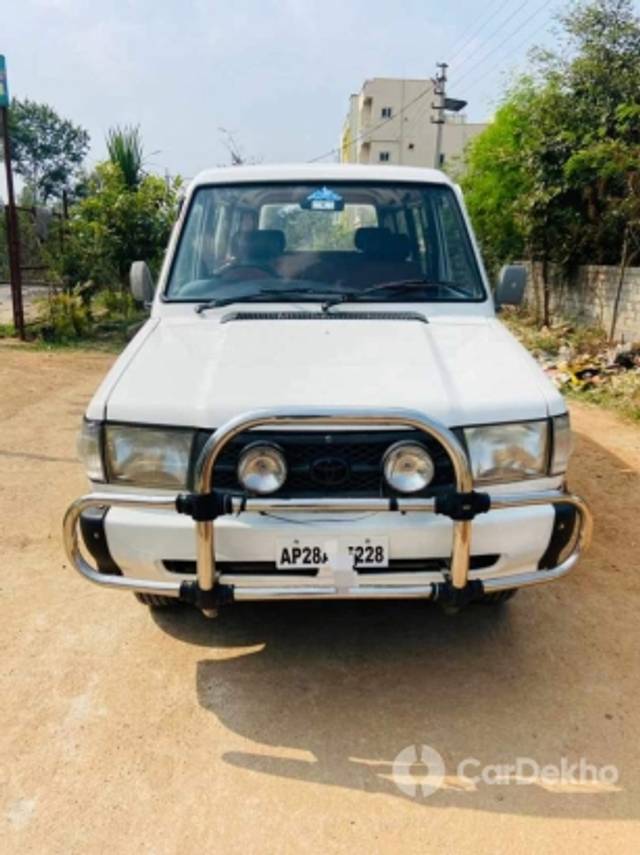https://stimg2.cardekho.com/images/usedcarimages/large/3-2023/3648415/IMG-20230307-WA0003.jpg?imwidth=6402