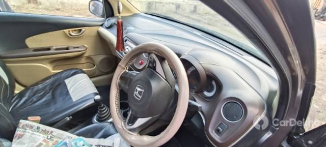 https://stimg2.cardekho.com/images/usedcarimages/large/3-2023/3648423/IMG20230309142253.jpg?imwidth=6402