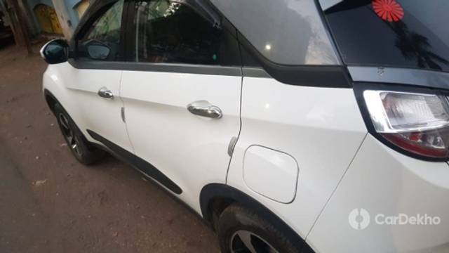 https://stimg2.cardekho.com/images/usedcarimages/large/3-2023/3648556/IMG-20221013-WA0007.jpg?imwidth=6400