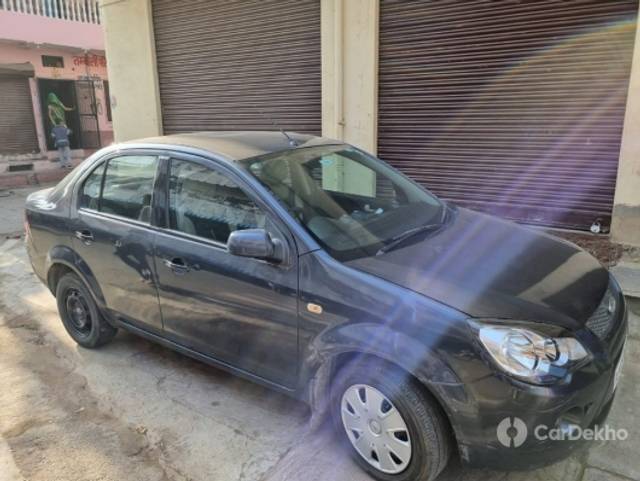 https://stimg2.cardekho.com/images/usedcarimages/large/3-2023/3648608/IMG-20230314-WA0002.jpg?imwidth=6400