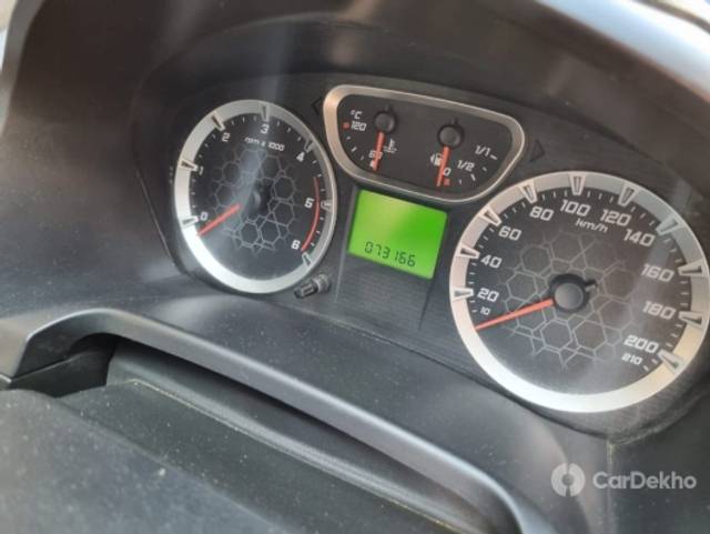 https://stimg2.cardekho.com/images/usedcarimages/large/3-2023/3648608/IMG-20230314-WA0003.jpg?imwidth=6402