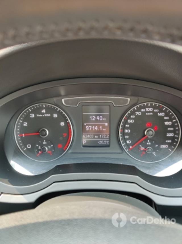 https://stimg2.cardekho.com/images/usedcarimages/large/3-2023/3648908/IMG_20230307_124233.jpg?imwidth=6401