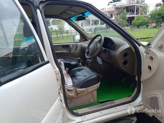 Tata New Safari DICOR 2.2 LX 4x2 Tata New Safari DICOR 2.2 LX 4x2