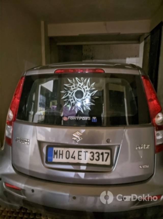 https://stimg2.cardekho.com/images/usedcarimages/large/3-2023/3649284/PXL_20221018_231917890.NIGHT.jpg?imwidth=6402
