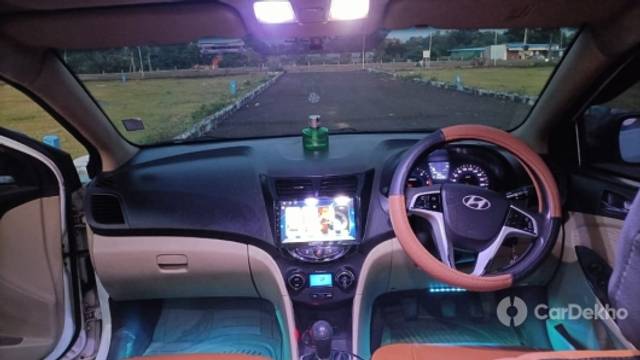 https://stimg2.cardekho.com/images/usedcarimages/large/3-2023/3649424/IMG-20221007-WA0036.jpg?imwidth=6401