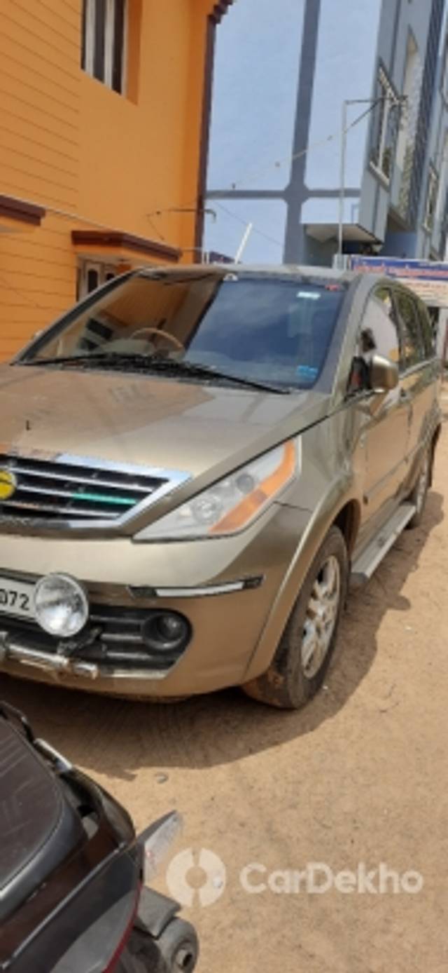 https://stimg2.cardekho.com/images/usedcarimages/large/3-2023/3649920/image_2023-03-12_11-11-19.jpg?imwidth=6402
