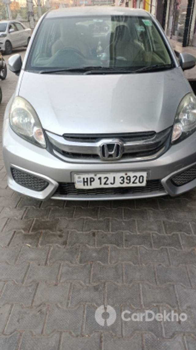https://stimg2.cardekho.com/images/usedcarimages/large/3-2023/3649950/IMG-20230213-WA0041.jpg?imwidth=6400