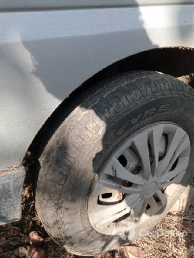 https://stimg2.cardekho.com/images/usedcarimages/large/3-2023/3649957/IMG20221120143357.jpg?imwidth=6401