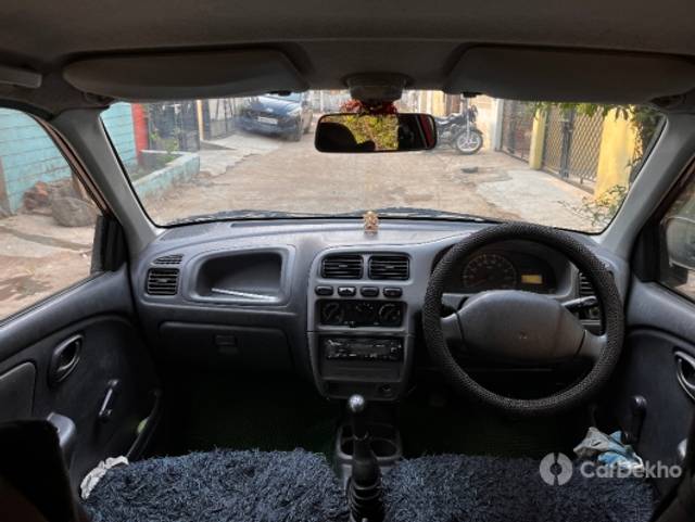 https://stimg2.cardekho.com/images/usedcarimages/large/3-2023/3650006/C990669B-76F0-41C5-B91C-892DC7F641ED.jpg?imwidth=6402