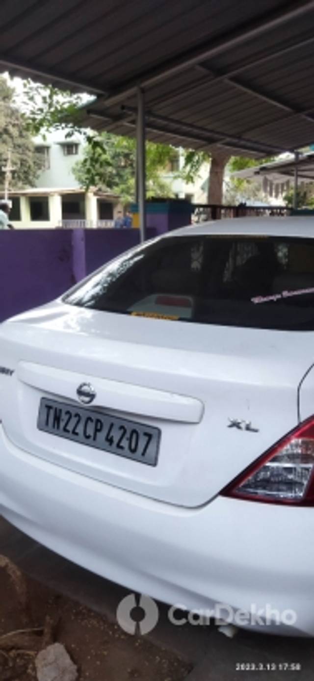https://stimg2.cardekho.com/images/usedcarimages/large/3-2023/3650139/IMG_20230313_175800.jpg?imwidth=6401
