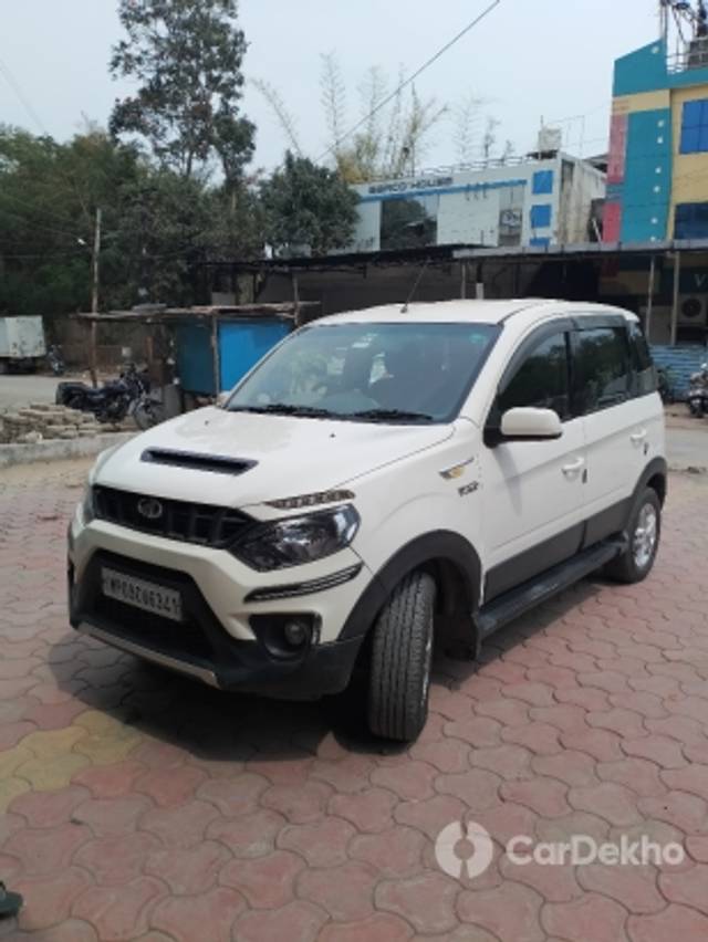 https://stimg2.cardekho.com/images/usedcarimages/large/3-2023/3650149/IMG_20230315_124257.jpg?imwidth=6400
