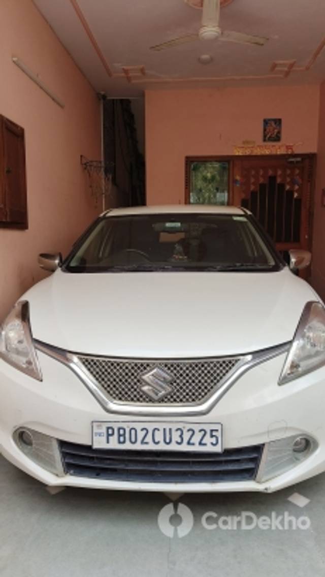 https://stimg2.cardekho.com/images/usedcarimages/large/3-2023/3650247/IMG20230315142405.jpg?imwidth=6400